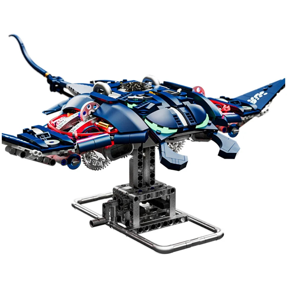 Kinetic Manta Ray – 966-Piece Mechanical Building Set